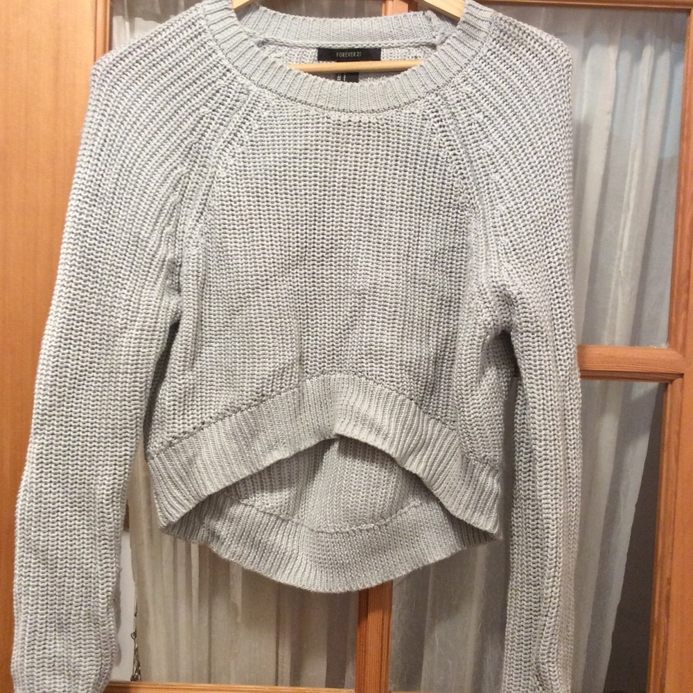 Crop sweater small high low